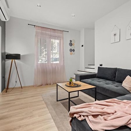 Apartment Rose PUY מראה חיצוני תמונה